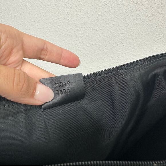 GUCCI GG Monogram Black Canvas Drawstring Large Bucket Bag Tote - Picture 10 of 10